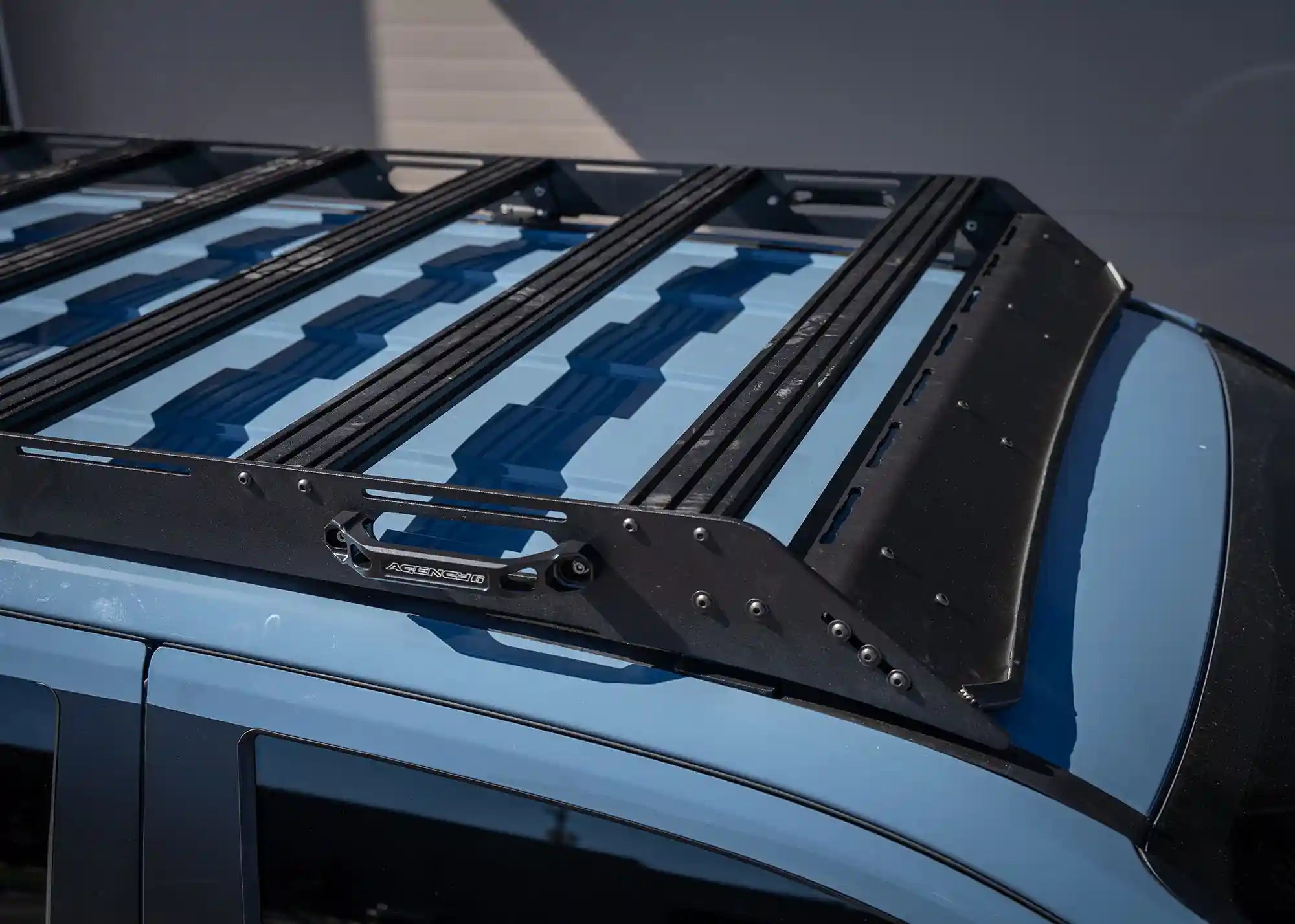 Close up of top of the included load bars that come with the Backwoods Adventure Mods DRIFTR 6th Gen 4Runner Roof Rack