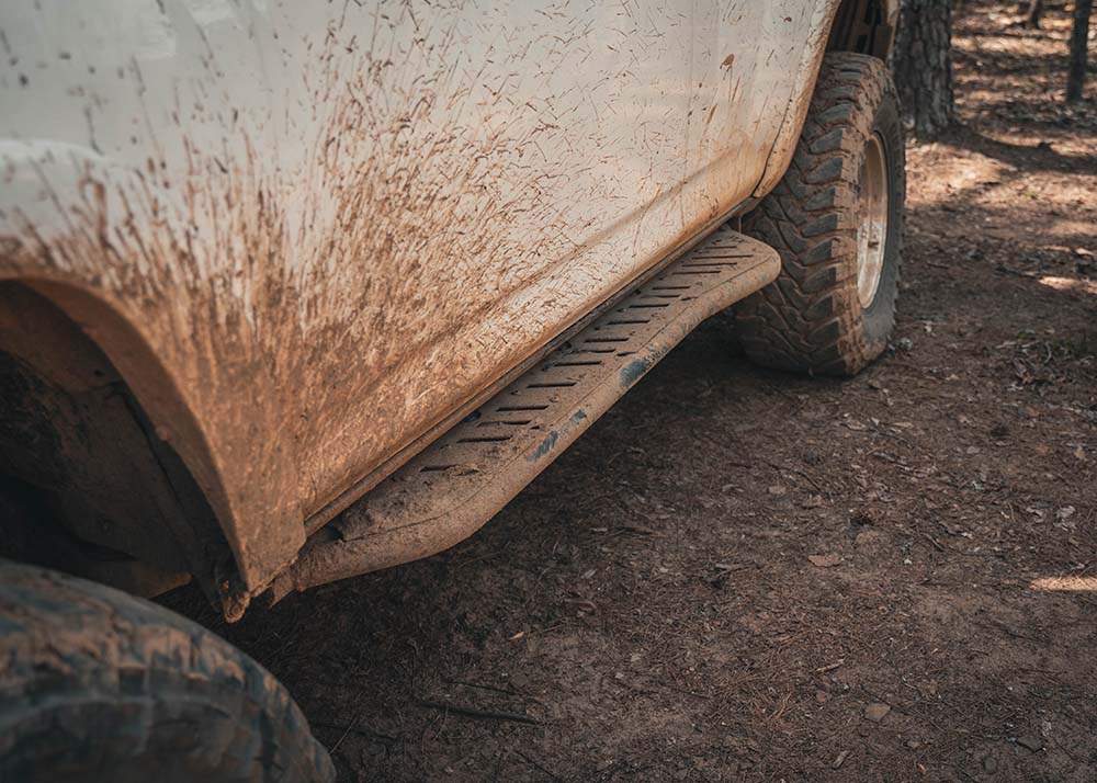 Weld-On vs. Bolt-On Rock Sliders: Which Is Better? – Backwoods ...