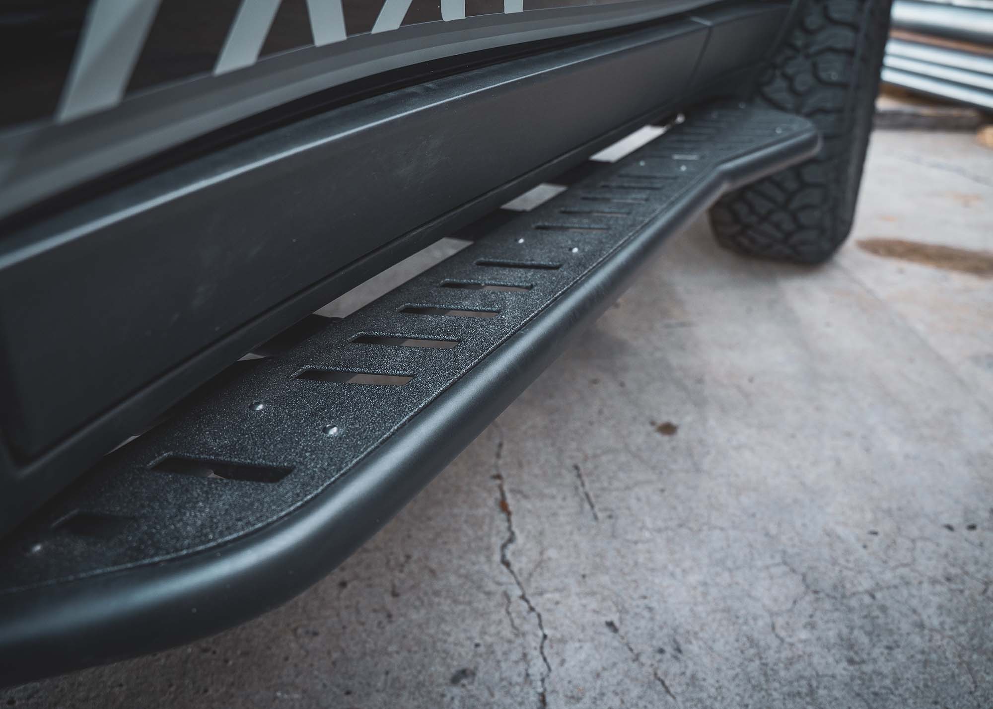 Close up of the top of the Landcruiser 250 Rock Sliders from Backwoods Adventure Mods